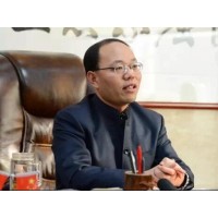 潍坊企业家俱乐部荣誉会长:张玉强先生